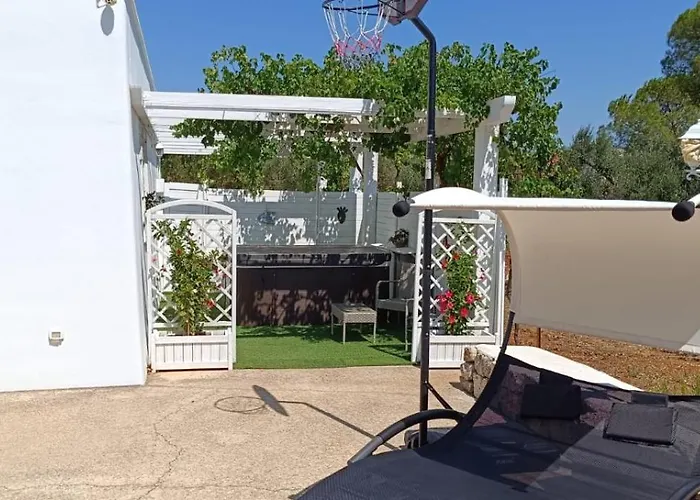 Il Trullo Di Heidi Holiday home